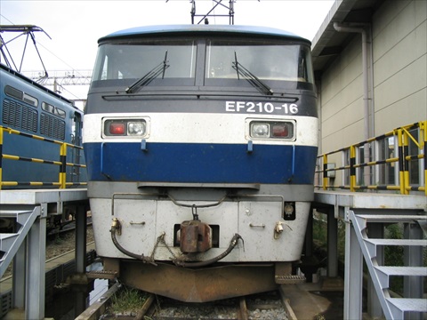 EF210-16