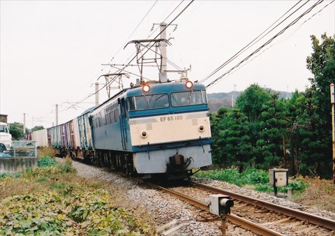 EF65-100