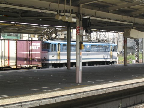 EF65-1050
